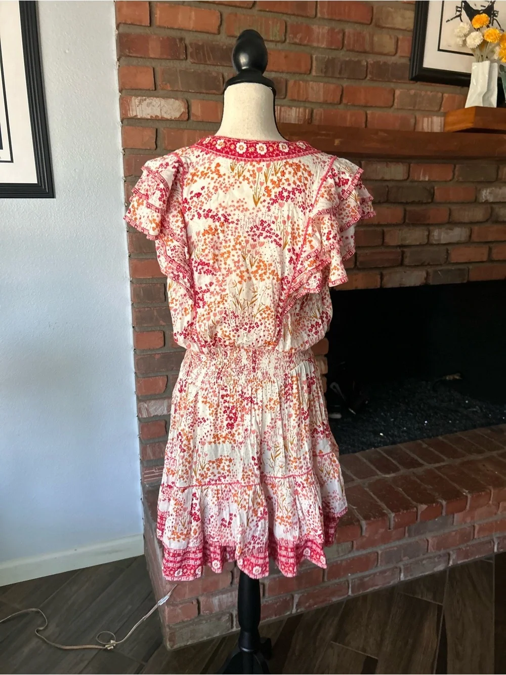 Poupette St. Barth Camila Mini Dress in White Pink Tulipe Print Sz L